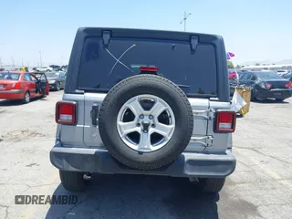 2020 Jeep Wrangler Unlimited Sport S с VIN 1C4HJXDN3LW268895, выставлен на аукционе IAAI как лот 42555660 с пробегом 60 962 миль миль и . История ставок и продаж доступна на DreamBid. Изображение 16.
