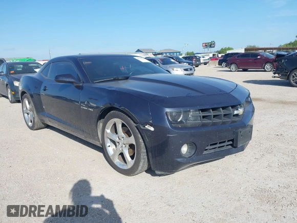 2013 Chevrolet Camaro LT с VIN 2G1FC1E36D9127740, выставлен на аукционе IAAI как лот 42783243 с пробегом 157 329 миль миль и . История ставок и продаж доступна на DreamBid. Изображение 1.