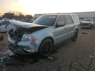 2005 Lincoln Navigator Luxury with VIN 5LMFU28515LJ02397, listed as a Copart auction lot 86539114 with 154,097 mi miles and Salvage Title. Bid and sale history available at carsss.com. Image 1.