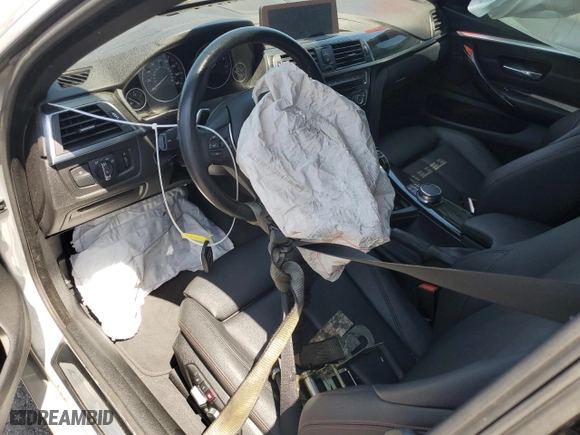 2019 BMW 4 Series 430i with VIN WBA4J1C55KBM12916, listed as a Copart auction lot 59987894 with 39,835 mi miles and Salvage Title. Bid and sale history available at carsss.com. Image 8.