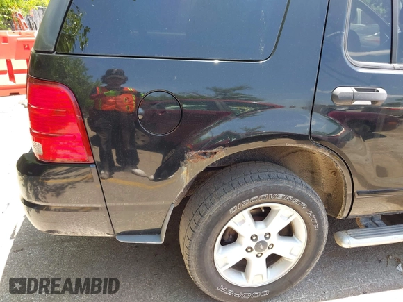 2005 Ford Explorer XLT с VIN 1FMDU63E65UA15260, выставлен на аукционе IAAI как лот 42603930 с пробегом 160 117 миль миль и . История ставок и продаж доступна на DreamBid. Изображение 6.