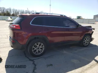 2018 Jeep Cherokee Latitude Plus with VIN 1C4PJLLB8JD622754, listed as a Copart auction lot 48239075 with 212,331 mi miles and Salvage Title. Bid and sale history available at carsss.com. Image 3.