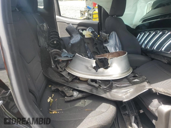 2020 Jeep Renegade Latitude with VIN ZACNJABB1LPL86981, listed as a Copart auction lot 60917195 with Not provided miles and Non repairable. Bid and sale history available at DreamBid. Image 11.