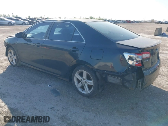 2013 Toyota Camry L with VIN 4T1BF1FK7DU217366, listed as a IAAI auction lot 41956809 with 1 mi miles. Bid and sale history available at carsss.com. Image 3.