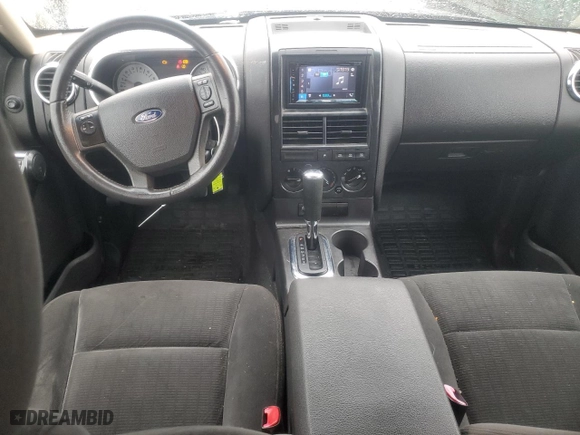 2010 Ford Explorer Sport Trac XLT with VIN 1FMEU5BE7AUA00342, listed as a Copart auction lot 88436375 with 207,527 mi miles and Clean Title. Bid and sale history available at carsss.com. Image 8.