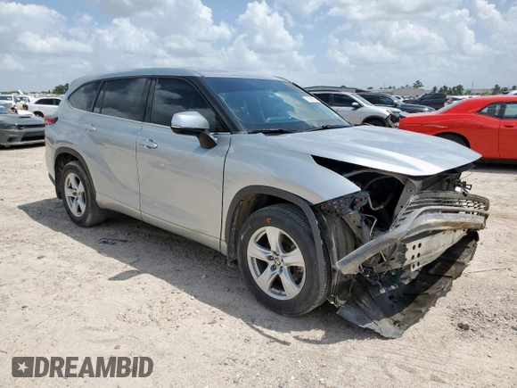 2021 Toyota Highlander L with VIN 5TDBZRBH3MS539544, listed as a Copart auction lot 61685235 with 84,266 mi miles and Salvage title. Bid and sale history available at DreamBid. Image 4.