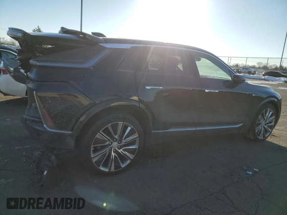 2024 Cadillac LYRIQ Luxury z VIN 1GYKPSRL0RZ110420, wystawiony jako Copart lot #42680525 z przebiegiem 13 999 mil mil oraz Szkoda całkowita • Salvage title. Historia ofert i sprzedaży dostępna na DreamBid. Obrazek 3.