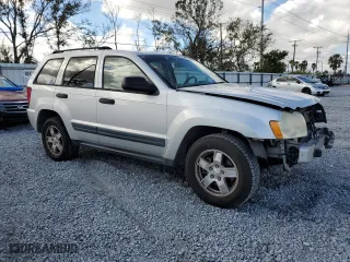 2005 Jeep Grand Cherokee Laredo with VIN 1J4GS48K55C641845, listed as a Copart auction lot 85144244 with 178,031 mi miles and Salvage Title. Bid and sale history available at carsss.com. Image 4.