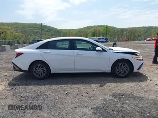 2024 Hyundai Elantra SEL with VIN KMHLM4DG5RU641629, listed as a IAAI auction lot 42137743 with 34,881 mi miles and . Bid and sale history available at DreamBid. Image 13.