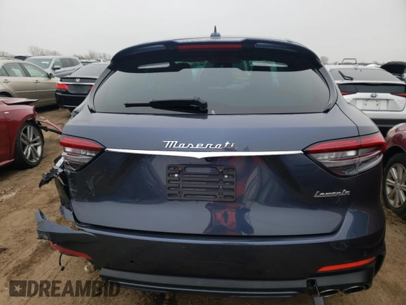 2022 Maserati Levante Modena S with VIN ZN661ZUM3NX400995, listed as a Copart auction lot 41676684 with Not Provided miles. Bid and sale history available at carsss.com. Image 6.
