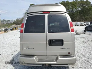 2004 Chevrolet Express Passenger z VIN 1GBFG15TX41155433, wystawiony jako Copart lot #48826455 z przebiegiem 327 969 mil mil oraz Szkoda całkowita • Salvage title. Historia ofert i sprzedaży dostępna na DreamBid. Obrazek 6.