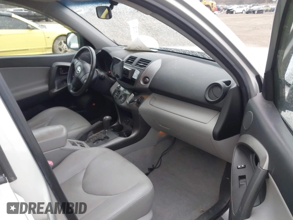 2009 Toyota RAV4 Ltd with VIN JTMBK31V09D003761, listed as a IAAI auction lot 41934227 with 141,823 mi miles. Bid and sale history available at carsss.com. Image 5.