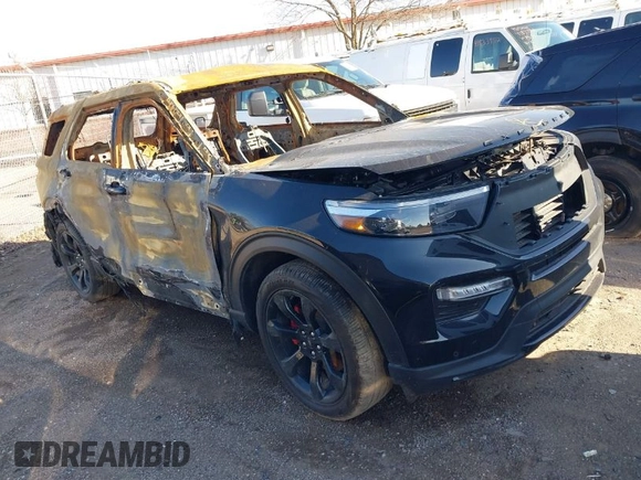 2024 Ford Explorer ST with VIN 1FM5K8GC4RGA38989, listed as a IAAI auction lot 41184588 with Not Provided miles. Bid and sale history available at carsss.com. Image 1.
