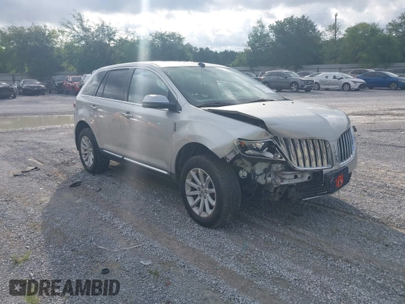 2013 Lincoln MKX z VIN 2LMDJ6JK8DBL24223, wystawiony jako IAAI lot #42274870 z przebiegiem 241 250 mil mil oraz . Historia ofert i sprzedaży dostępna na DreamBid. Obrazek 1.