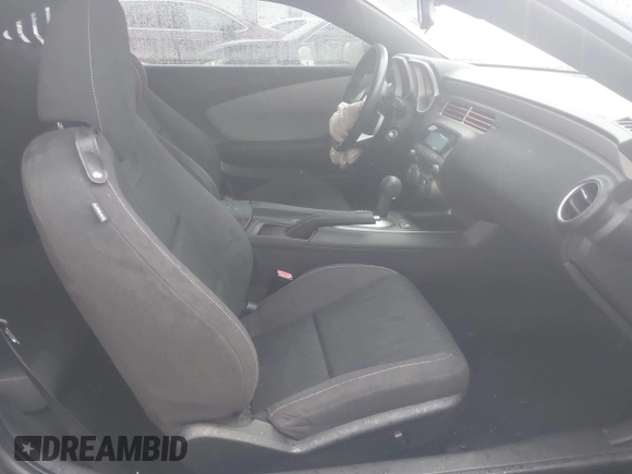 2011 Chevrolet Camaro 2LS с VIN 2G1FA1ED3B9107828, выставлен на аукционе IAAI как лот 41216293 с пробегом 112 066 миль миль и . История ставок и продаж доступна на DreamBid. Изображение 5.