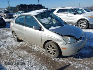 2002 Toyota Prius with VIN JT2BK12U520063437, listed as a IAAI auction lot 41381951 with 1 mi miles. Bid and sale history available at carsss.com. Image 1.