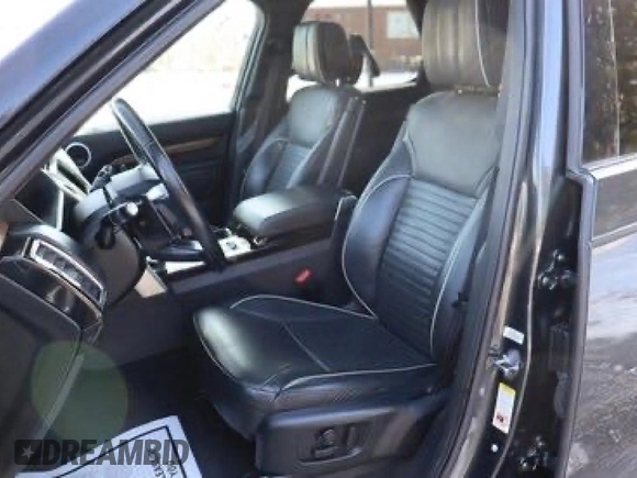 2018 Land Rover Discovery HSE Luxury with VIN SALRT2RV2JA048855, listed as a Copart auction lot 43294525 with 59,345 mi miles and Clean Title. Bid and sale history available at DreamBid. Image 5.