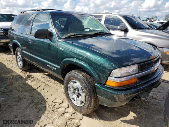 2002 Chevrolet Blazer LS with VIN 1GNCT18W52K187799, listed as a Copart auction lot 73642634 with 0 mi miles and Salvage Title. Bid and sale history available at carsss.com. Image 4.