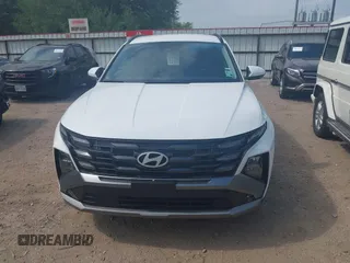 2025 Hyundai Tucson SEL with VIN 5NMJB3DE3SH507693, listed as a IAAI auction lot 42047292 with 4,434 mi miles. Bid and sale history available at carsss.com. Image 12.