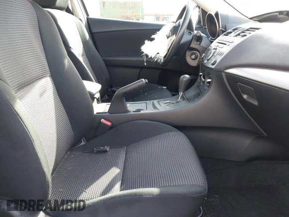 2013 Mazda 3 i SV with VIN JM1BL1TG1D1784364, listed as a IAAI auction lot 41903072 with 45,818 mi miles. Bid and sale history available at carsss.com. Image 5.