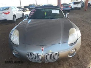 2006 Pontiac Solstice z VIN 1G2MB35B56Y112699, wystawiony jako IAAI lot #42279273 z przebiegiem 46 478 mil mil oraz . Historia ofert i sprzedaży dostępna na DreamBid. Obrazek 12.