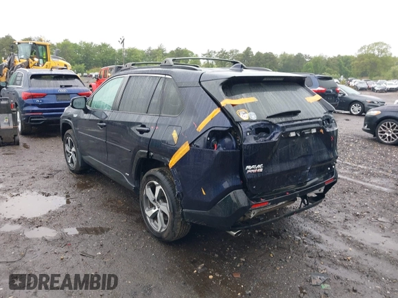 2021 Toyota RAV4 SE with VIN JTMAB3FV9MD051787, listed as a IAAI auction lot 42357030 with 40,793 mi miles and . Bid and sale history available at DreamBid. Image 6.