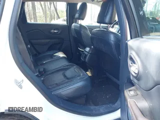 2014 Jeep Cherokee Limited with VIN 1C4PJLDS9EW238121, listed as a IAAI auction lot 41811278 with 185,240 mi miles. Bid and sale history available at carsss.com. Image 8.