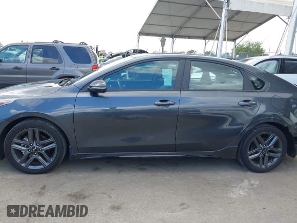 2020 Kia Forte GT-Line with VIN 3KPF34ADXLE246849, listed as a IAAI auction lot 42065956 with 37,507 mi miles. Bid and sale history available at carsss.com. Image 15.