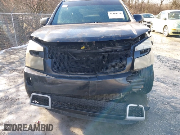 2008 Chevrolet Equinox Sport with VIN 2CNDL037586335609, listed as a IAAI auction lot 41469126 with 201,036 mi miles. Bid and sale history available at carsss.com. Image 18.