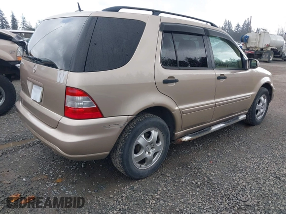 2002 Mercedes-Benz M 320/430/500 с VIN 4JGAB54E92A334912, выставлен на аукционе IAAI как лот 41825224 с пробегом 172 579 миль миль и . История ставок и продаж доступна на DreamBid. Изображение 4.