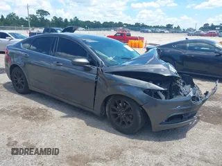 2017 Ford Fusion SE z VIN 3FA6P0H71HR111276, wystawiony jako IAAI lot #42531317 z przebiegiem 160 962 mil mil oraz . Historia ofert i sprzedaży dostępna na DreamBid. Obrazek 1.