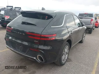 2025 Genesis GV70 2.5T with VIN KMUMADTB7SU199933, listed as a IAAI auction lot 42500513 with 15,384 mi miles and . Bid and sale history available at DreamBid. Image 4.