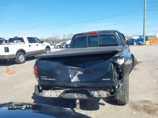 2007 Toyota Tacoma with VIN 5TELU42N07Z451425, listed as a IAAI auction lot 41828083 with 346,755 mi miles and . Bid and sale history available at DreamBid. Image 17.