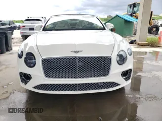 2023 Bentley Continental GT GT V8 z VIN SCBDG4ZGXPC005755, wystawiony jako Copart lot #62562783 z przebiegiem 459 mil mil oraz . Historia ofert i sprzedaży dostępna na DreamBid. Obrazek 5.