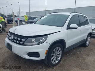 2017 Volkswagen Tiguan S with VIN WVGAV7AX1HK044949, listed as a IAAI auction lot 41592373 with 73,896 mi miles. Bid and sale history available at carsss.com. Image 18.