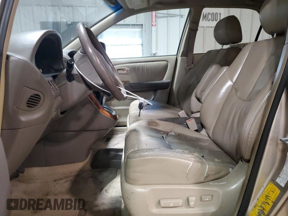 1999 Lexus RX 300 Luxury SUV with VIN JT6HF10U5X0022295, listed as a Copart auction lot 47822185 with 204,243 mi miles and Clean Title. Bid and sale history available at carsss.com. Image 7.