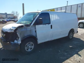 2006 Chevrolet Express Cargo Van with VIN 1GCFG15XX61261303, listed as a IAAI auction lot 41853813 with 174,363 mi miles. Bid and sale history available at carsss.com. Image 17.