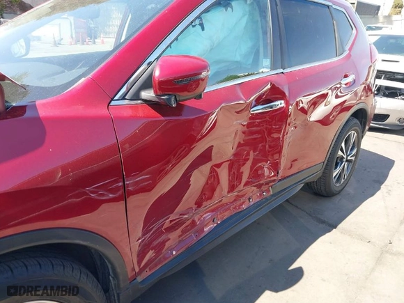 2020 Nissan Rogue SL with VIN 5N1AT2MT7LC814947, listed as a IAAI auction lot 41934685 with 69,768 mi miles. Bid and sale history available at carsss.com. Image 6.