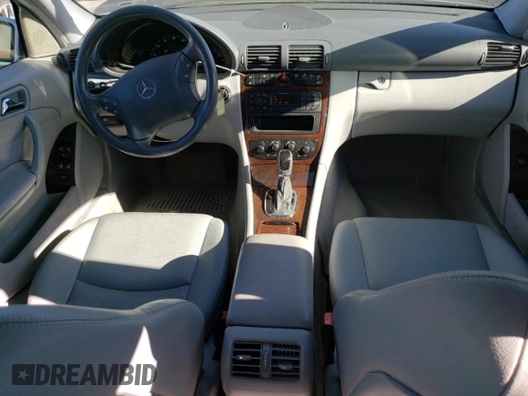 2003 Mercedes-Benz C 240 with VIN WDBRF81J33F318562, listed as a Copart auction lot 47246195 with 65,777 mi miles and Salvage title. Bid and sale history available at DreamBid. Image 8.