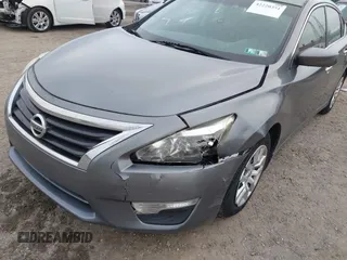 2014 Nissan Altima S with VIN 1N4AL3AP4EC122249, listed as a IAAI auction lot 42220351 with 194,768 mi miles and . Bid and sale history available at DreamBid. Image 6.