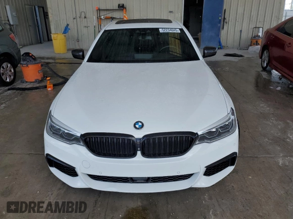 2020 BMW 5 Series M550i xDrive z VIN WBAJS7C07LBN96328, wystawiony jako Copart lot #52234045 z przebiegiem 46 515 mil mil oraz Nie do naprawy • Non repairable. Historia ofert i sprzedaży dostępna na DreamBid. Obrazek 5.