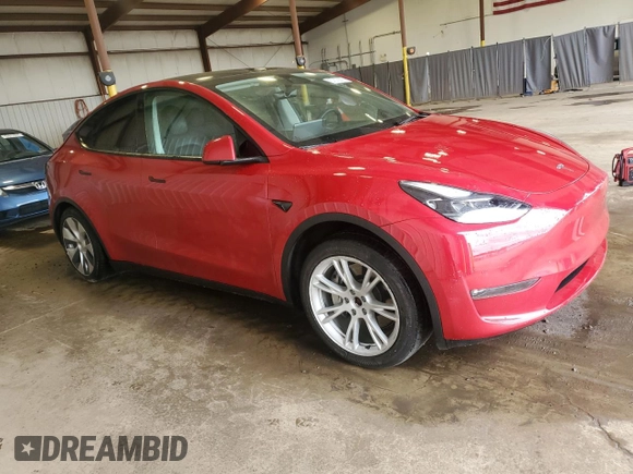 2023 Tesla Model Y Long Range z VIN 7SAYGAEE8PF701618, wystawiony jako Copart lot #57573875 z przebiegiem 39 463 mil mil oraz Szkoda całkowita • Salvage title. Historia ofert i sprzedaży dostępna na DreamBid. Obrazek 4.