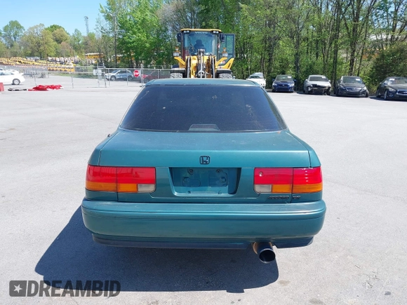1993 Honda Accord LX with VIN 1HGCB7553PA066813, listed as a IAAI auction lot 41958935 with 454,394 mi miles. Bid and sale history available at carsss.com. Image 16.
