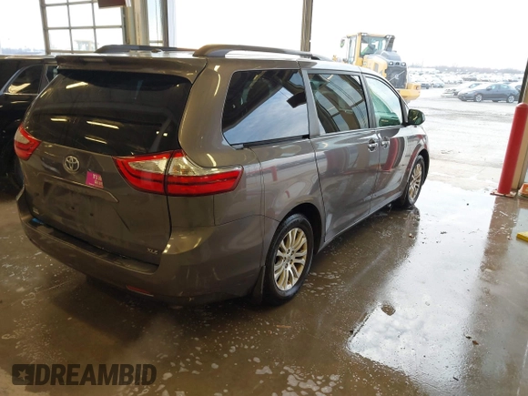 2017 Toyota Sienna XLE Auto Access Seat с VIN 5TDYZ3DC6HS801037, выставлен на аукционе IAAI как лот 41098091 с пробегом 180 674 миль миль и . История ставок и продаж доступна на DreamBid. Изображение 4.