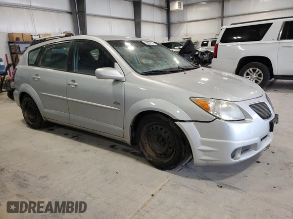 2005 Pontiac Vibe with VIN 5Y2SL63845Z404796, listed as a Copart auction lot 49897135 with 233,050 mi miles and Salvage Title. Bid and sale history available at carsss.com. Image 4.