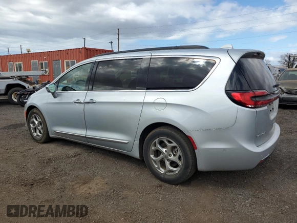 2022 Chrysler Pacifica Limited with VIN 2C4RC1GG7NR175799, listed as a Copart auction lot 63038045 with 32,317 mi miles and Clean title. Bid and sale history available at DreamBid. Image 2.