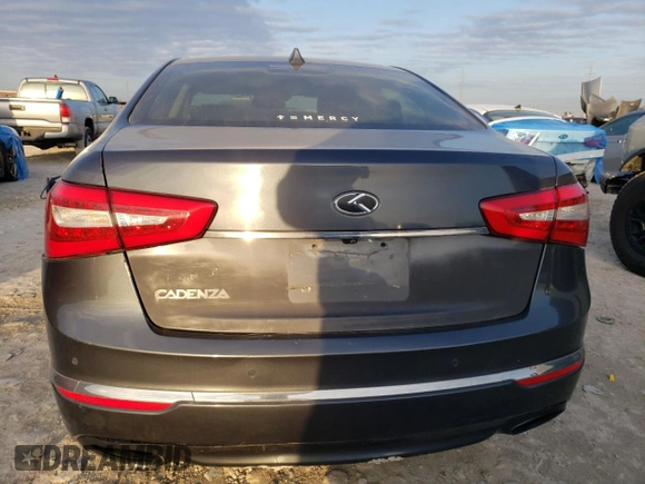 2015 Kia Cadenza Premium with VIN KNALN4D70F5195233, listed as a Copart auction lot 45352575 with 152,238 mi miles and Clean Title. Bid and sale history available at carsss.com. Image 6.