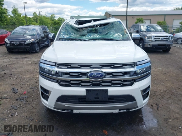 2024 Ford Expedition Platinum с VIN 1FMJU1M87REA86904, выставлен на аукционе IAAI как лот 42335782 с пробегом 6 411 миль миль и . История ставок и продаж доступна на DreamBid. Изображение 12.