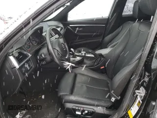 2018 BMW 3 Series 330i xDrive с VIN WBA8D9G59JNU67285, выставлен на аукционе Copart как лот 88704785 с пробегом 65 853 миль миль и Списание • Salvage title. История ставок и продаж доступна на DreamBid. Изображение 7.