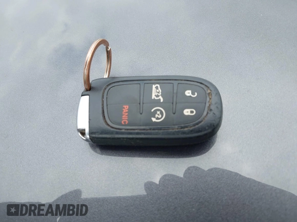 2020 Jeep Cherokee Limited z VIN 1C4PJMDN2LD604705, wystawiony jako IAAI lot #42372155 z przebiegiem 85 937 mil mil oraz . Historia ofert i sprzedaży dostępna na DreamBid. Obrazek 11.